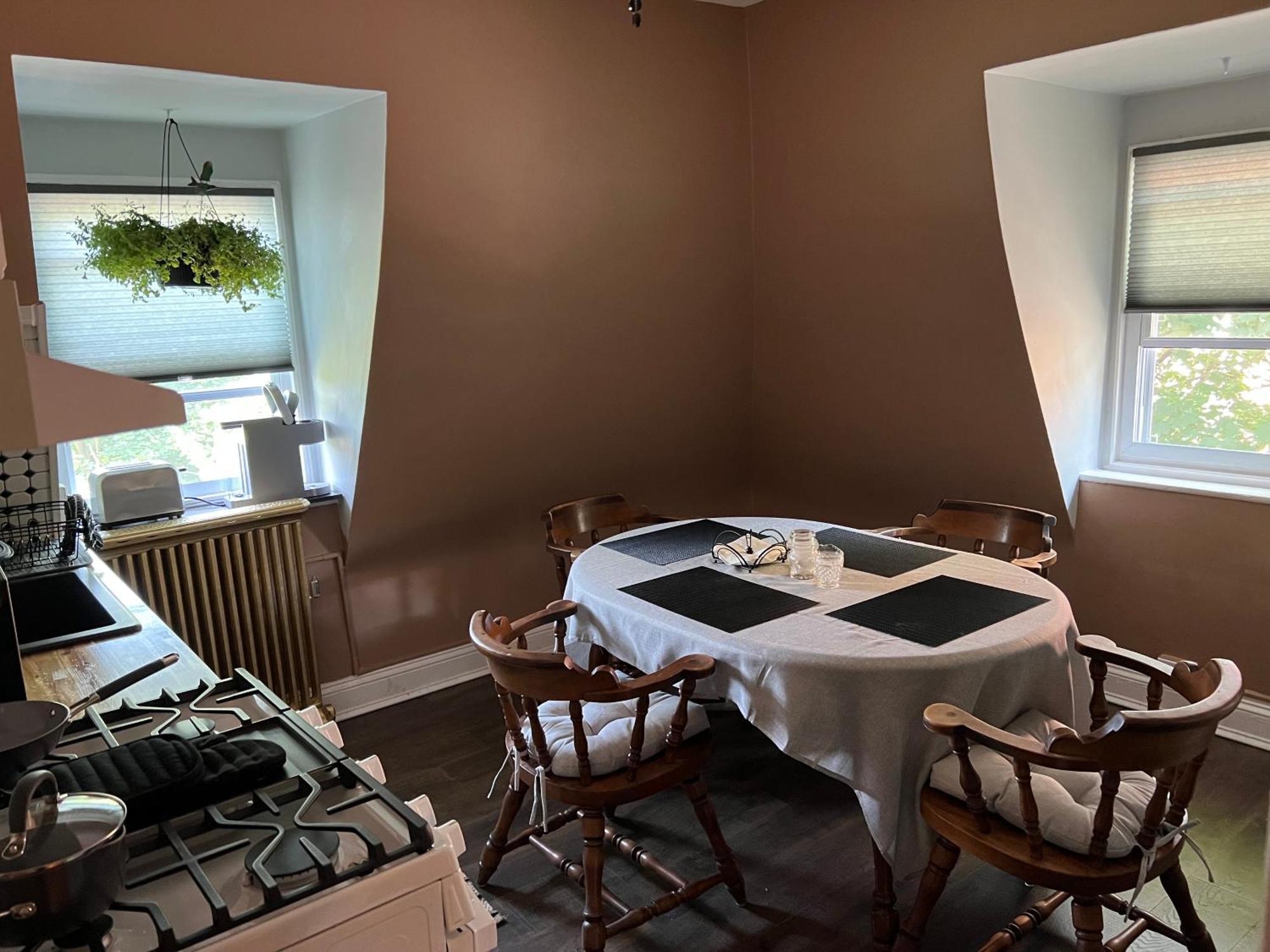 Private Victorian Apartment In Convenient City Location On 5 Acre, Sleeps 5 ポキプシー エクステリア 写真